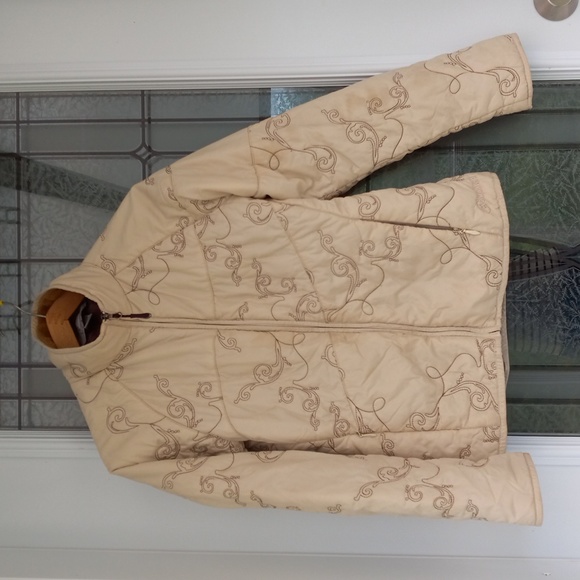 Cloudveil USA Primaloft Women's Lightweight Puffer Jacket Size M Excel. Cond. - Picture 4 of 16